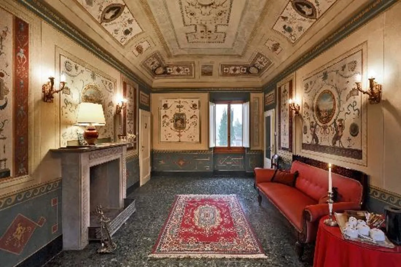 Villa Ape Rosa Relais Florença Alojamento de Acomodação e Pequeno-almoço