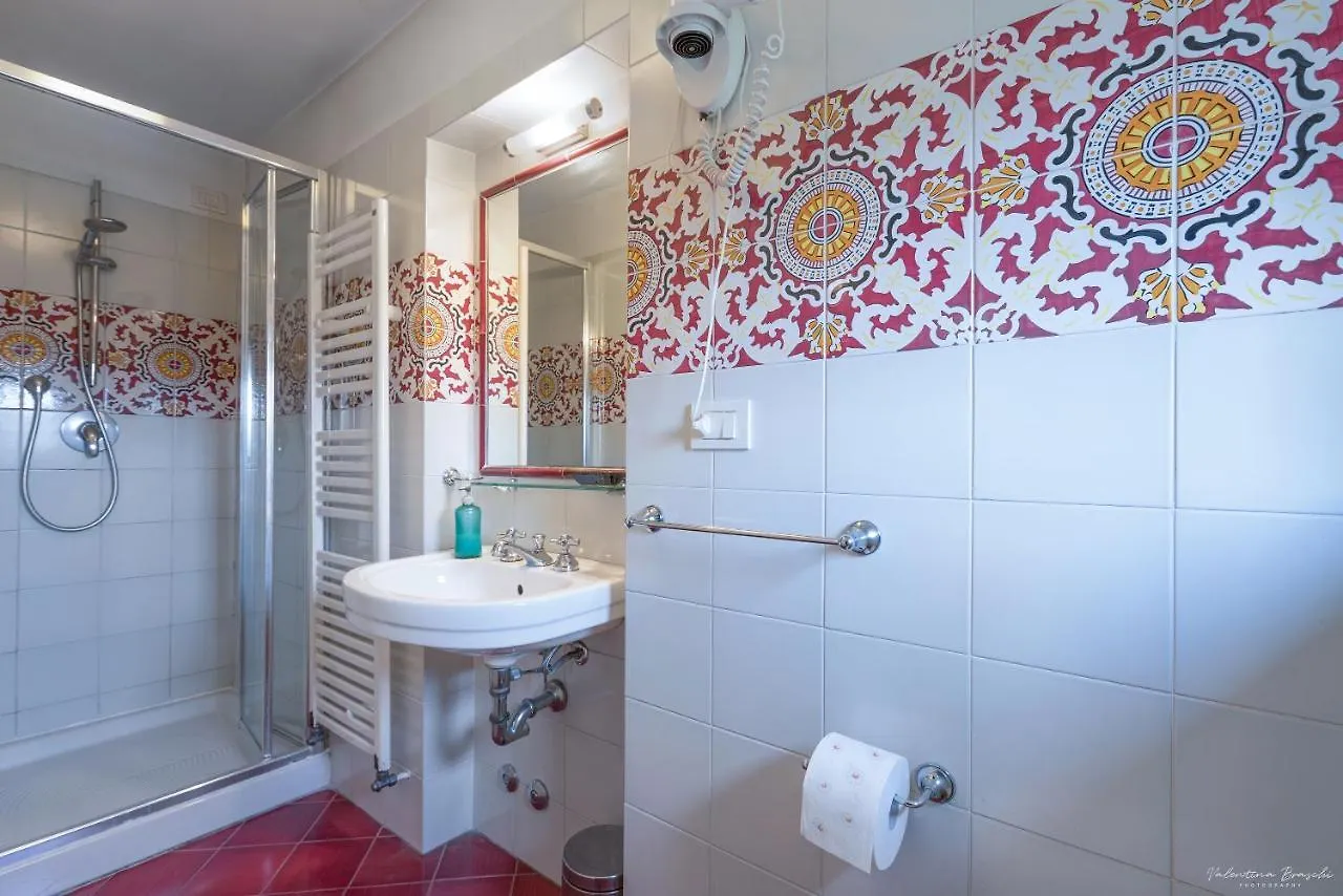 Villa Ape Rosa Relais Florença Alojamento de Acomodação e Pequeno-almoço