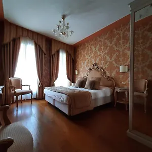 *** Bed and breakfast Murano Palace Italia
