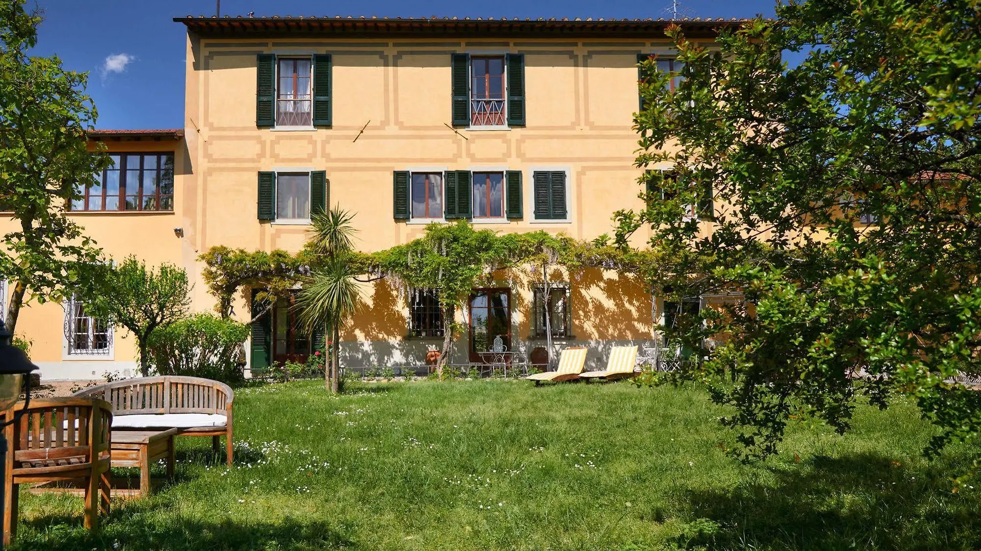 Villa Ape Rosa Relais Florens Bed & Breakfast